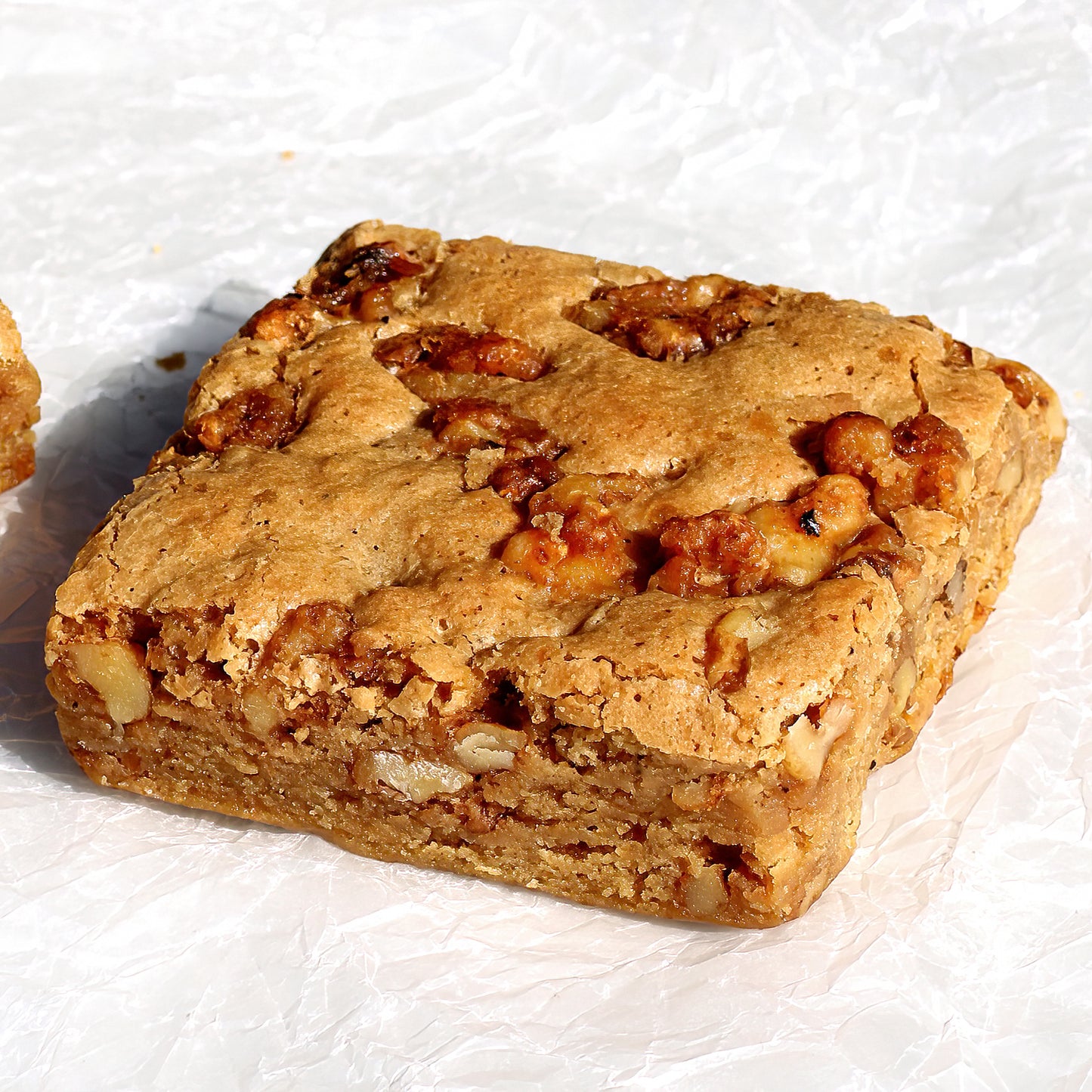 MAPLE WALNUT Bar